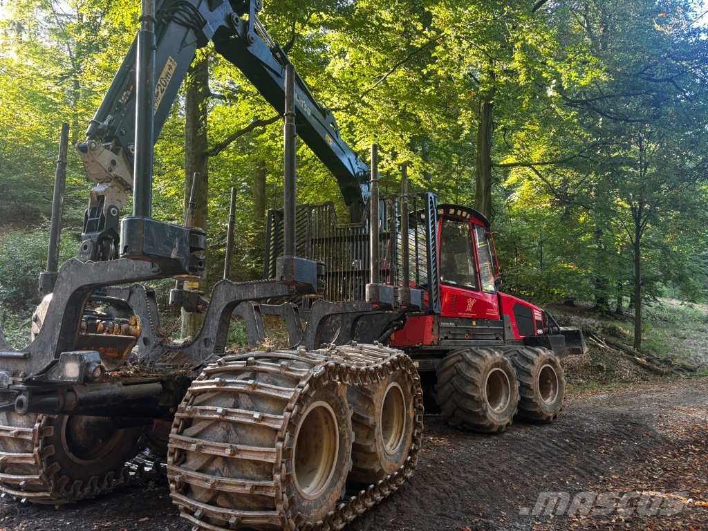 Komatsu 875 Forvarderi