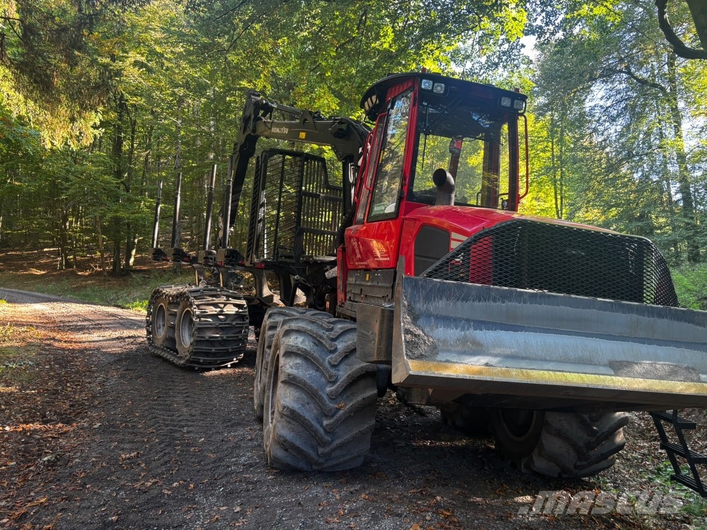 Komatsu 875 Forvarderi