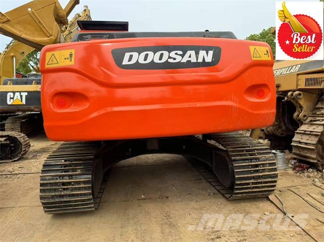 Doosan DX 225 LCA Kāpurķēžu ekskavatori