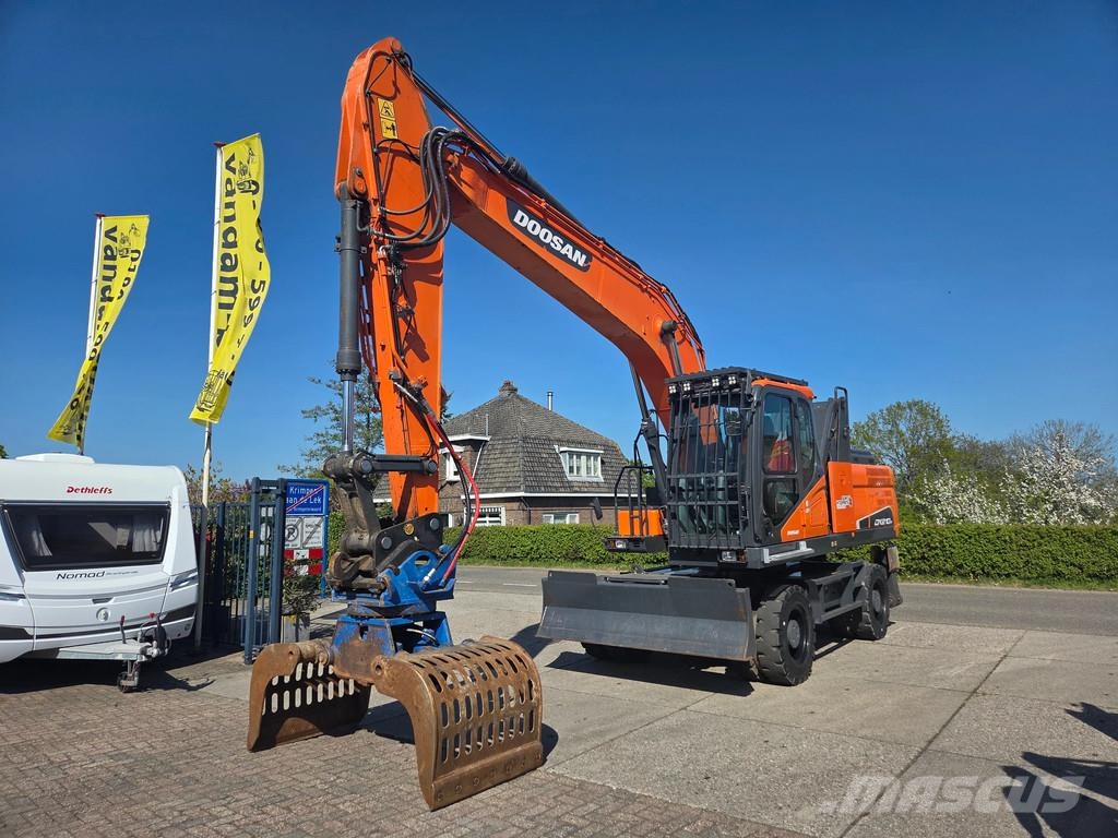 Doosan DX210W-5 2018 met Zijtveld S1202D sorteergrijper 2 Колісні екскаватори