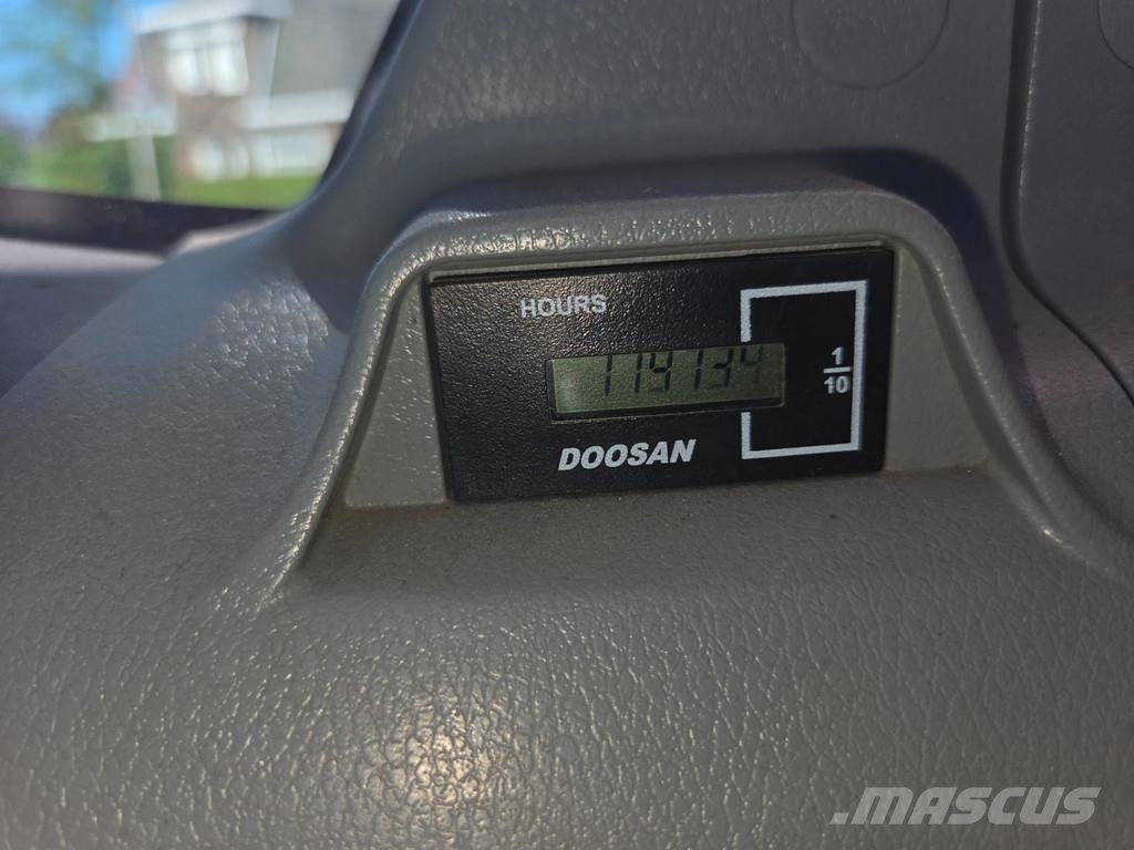 Doosan DX210W-5 2018 met Zijtveld S1202D sorteergrijper 2 Колісні екскаватори
