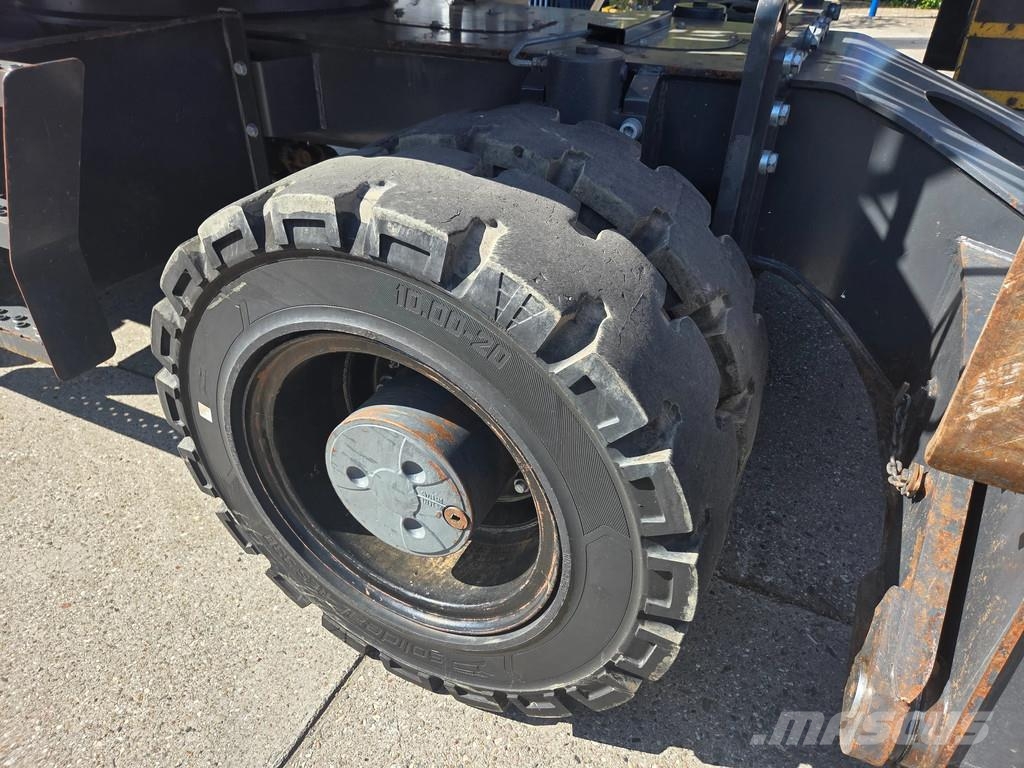 Doosan DX210W-5 2018 met Zijtveld S1202D sorteergrijper 2 Колісні екскаватори