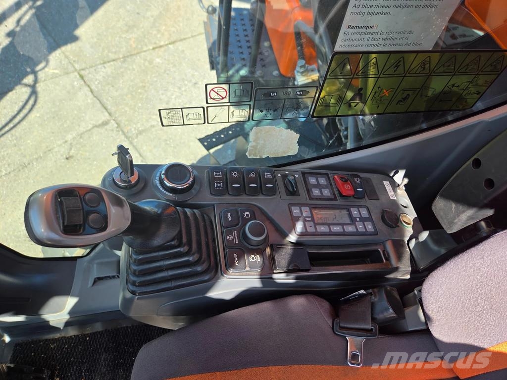 Doosan DX210W-5 2018 met Zijtveld S1202D sorteergrijper 2 Колісні екскаватори