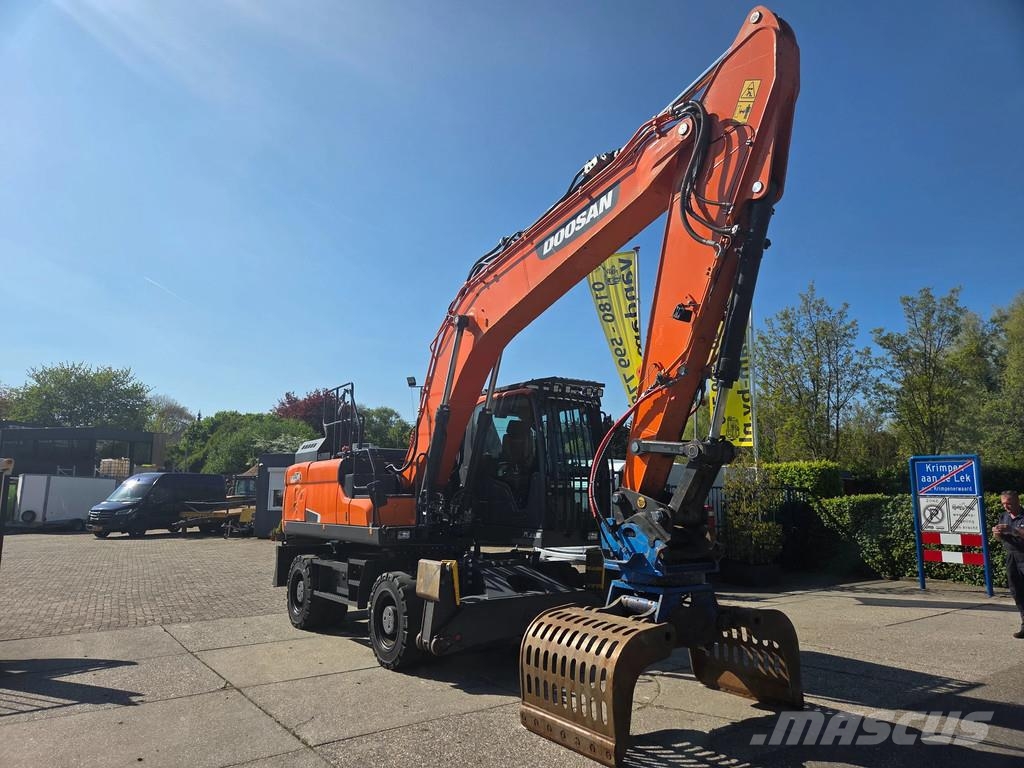 Doosan DX210W-5 2018 met Zijtveld S1202D sorteergrijper 2 Колісні екскаватори