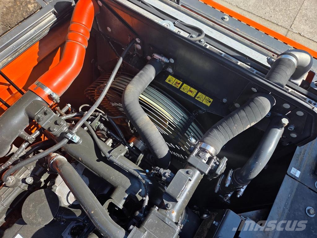 Doosan DX210W-5 2018 met Zijtveld S1202D sorteergrijper 2 Колісні екскаватори