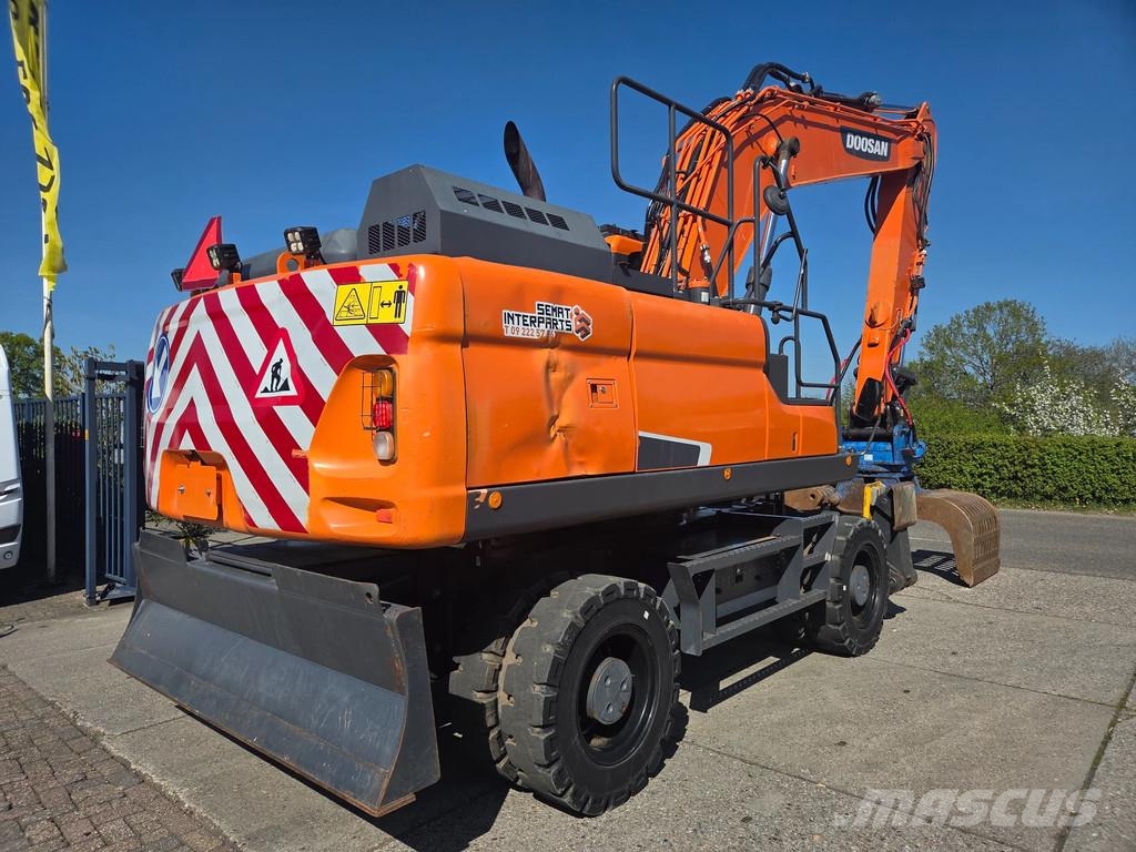Doosan DX210W-5 2018 met Zijtveld S1202D sorteergrijper 2 Колісні екскаватори