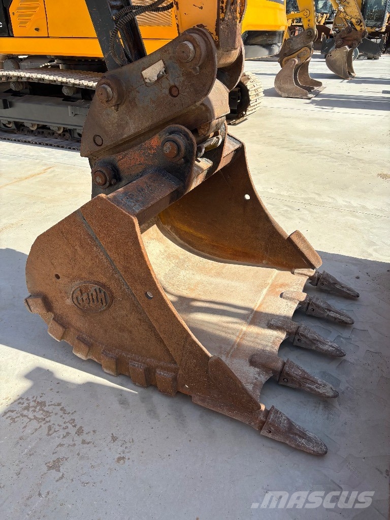 Hyundai R125LCR-9 Crawler excavators