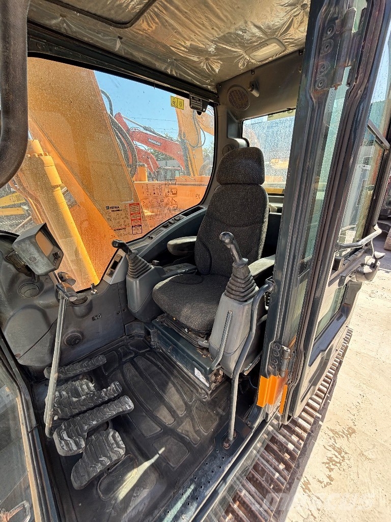 Hyundai R125LCR-9 Crawler excavators