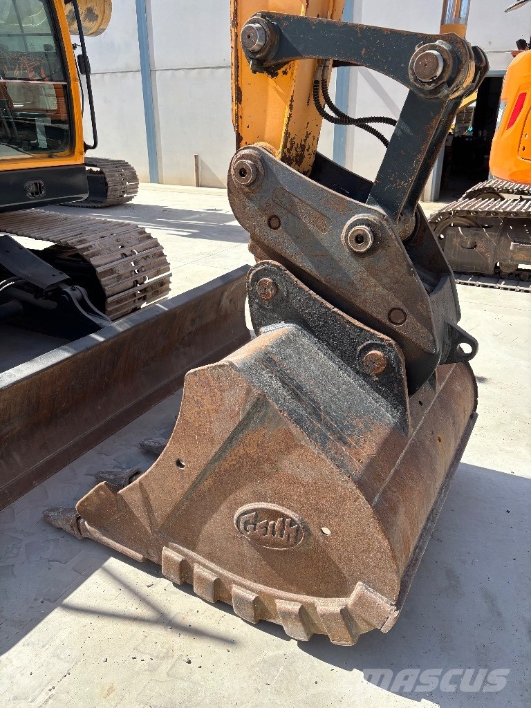Hyundai R125LCR-9 Crawler excavators