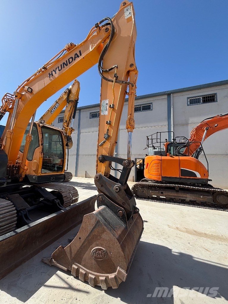 Hyundai R125LCR-9 Crawler excavators