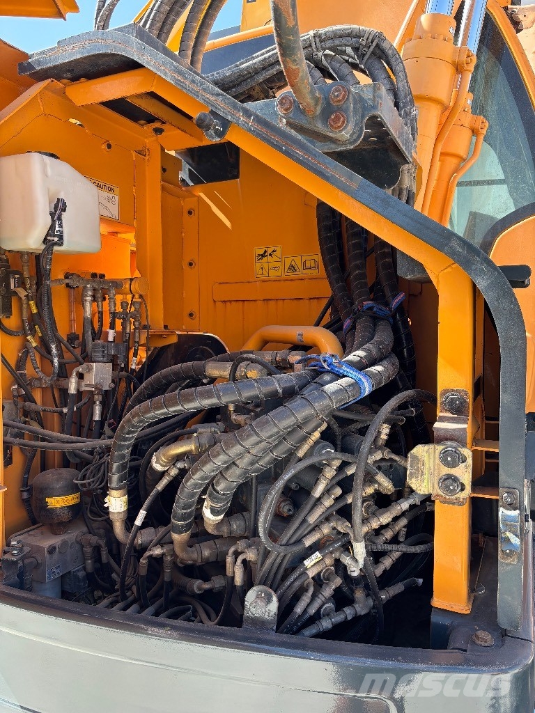 Hyundai R125LCR-9 Crawler excavators