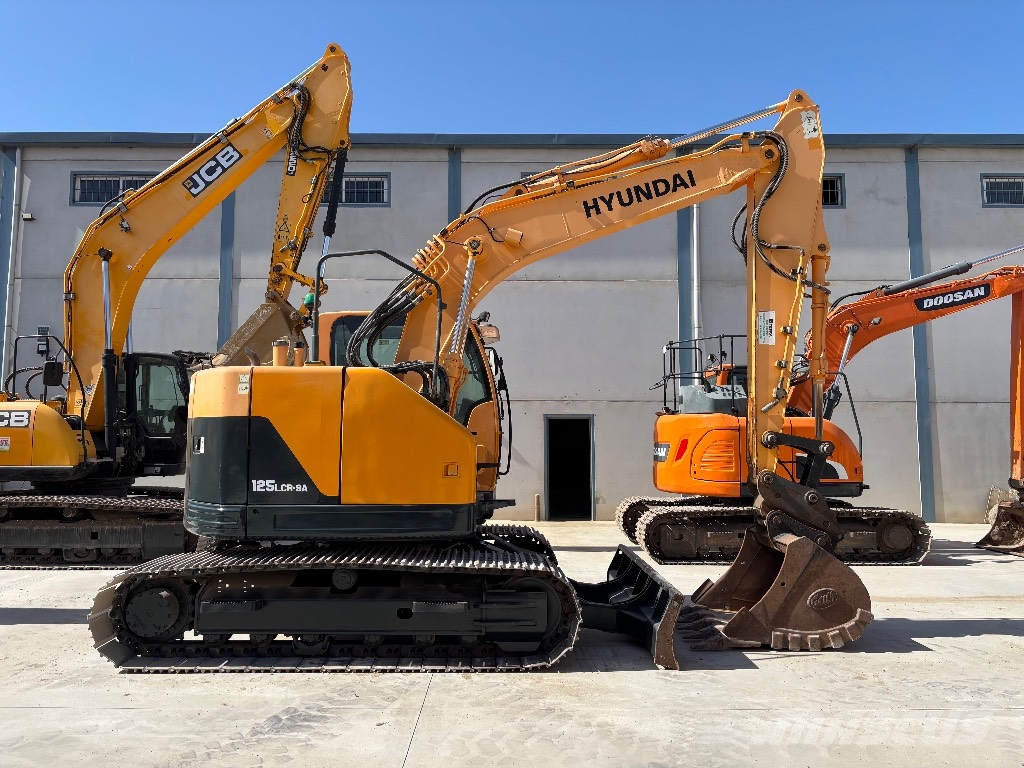 Hyundai R125LCR-9 Crawler excavators