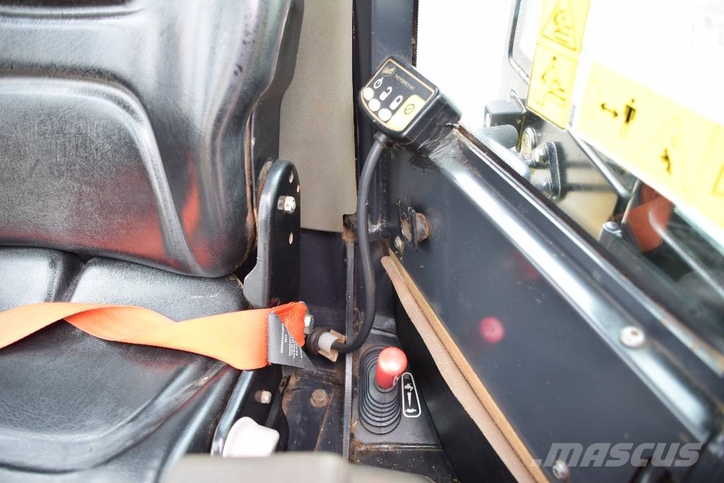 Yanmar Vio 50 U JCB 8050 Takeuchi TB250 CAT 305 소형 굴삭기 7톤 미만
