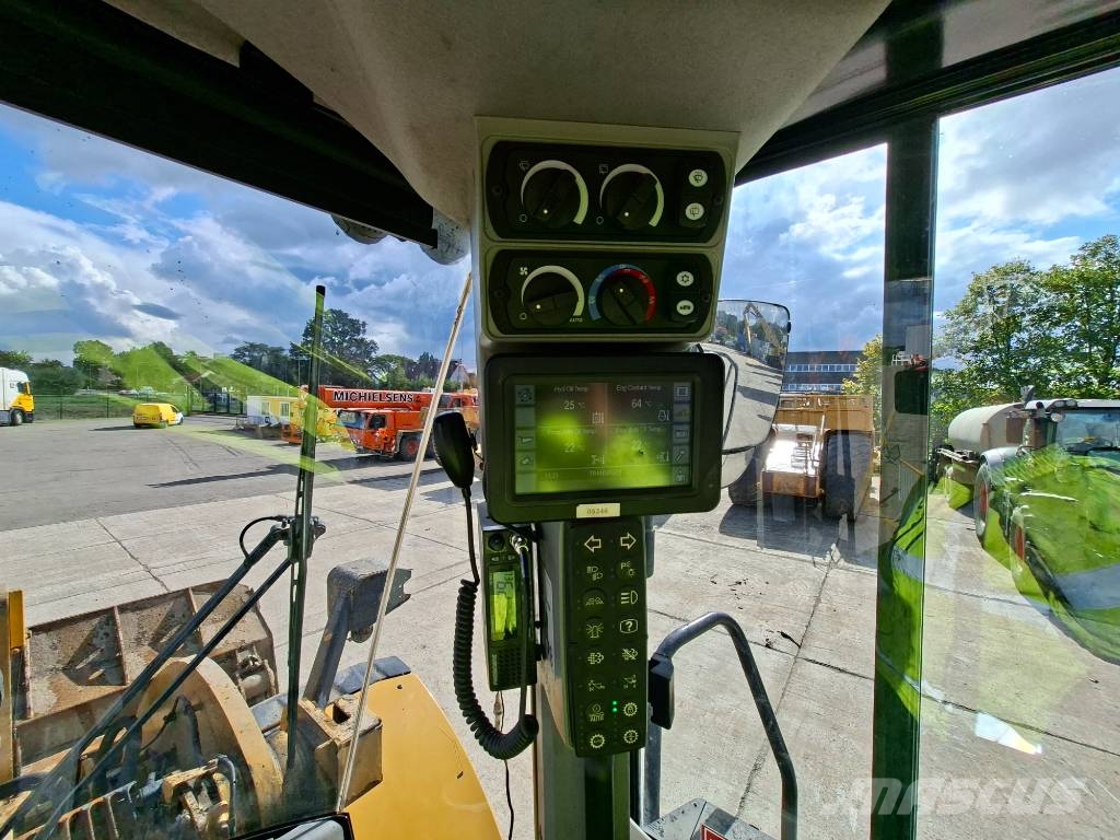 CAT 962M Wheel loaders