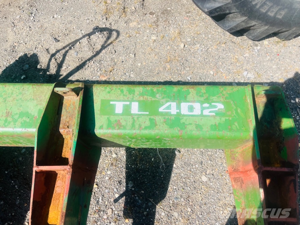 Amazone TL 402 Beitelploeg