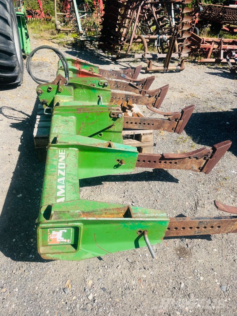 Amazone TL 402 Beitelploeg