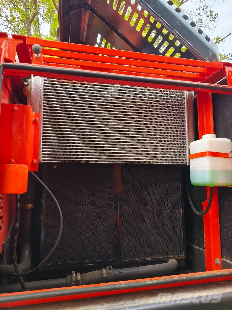 Doosan DX225LC-9C Raupenbagger