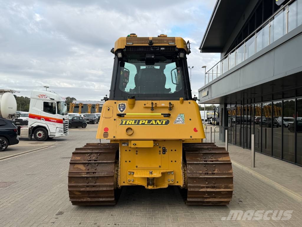 CAT D 4 Rupsdozers