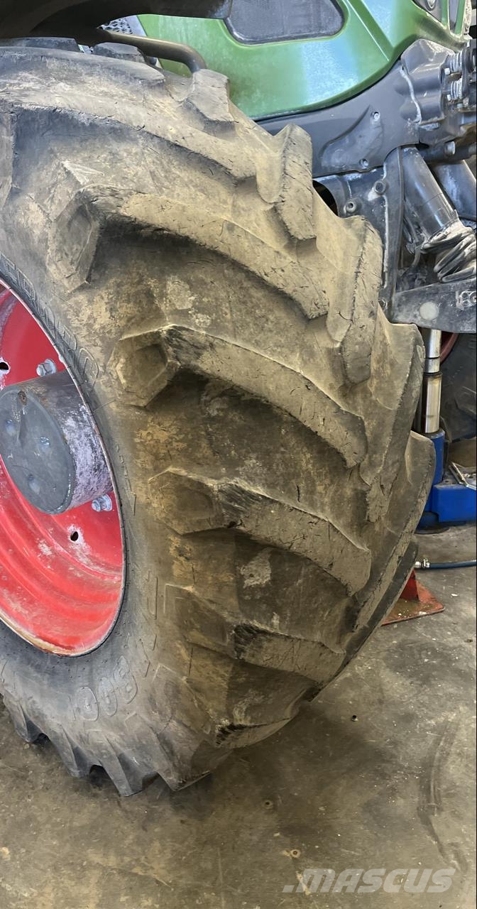 Fendt 718 VARIO POWER + Traktorer