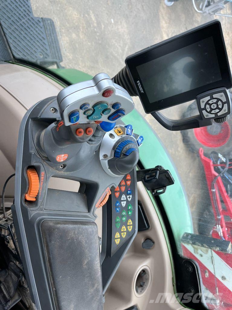 Fendt 718 VARIO POWER + Traktorer