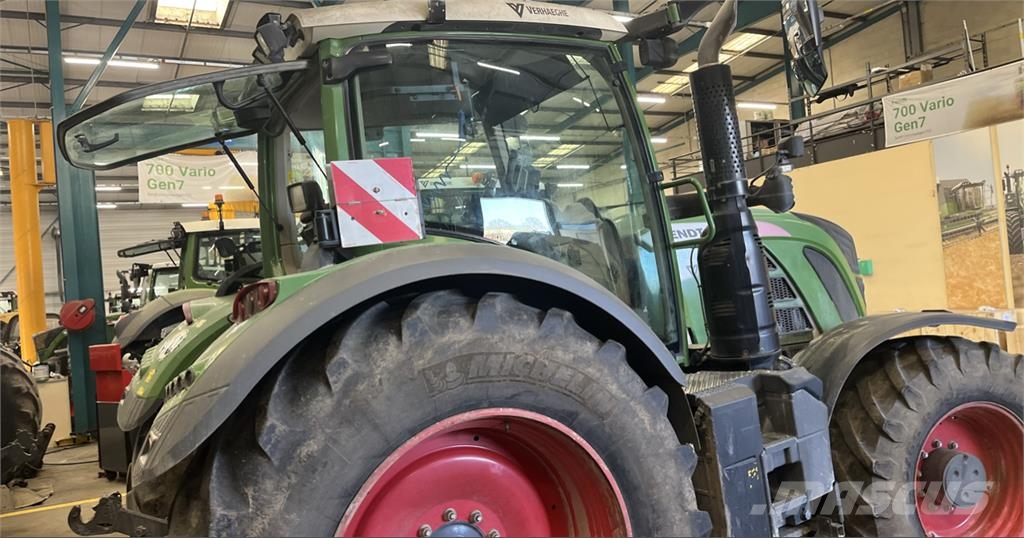Fendt 718 VARIO POWER + Traktörler