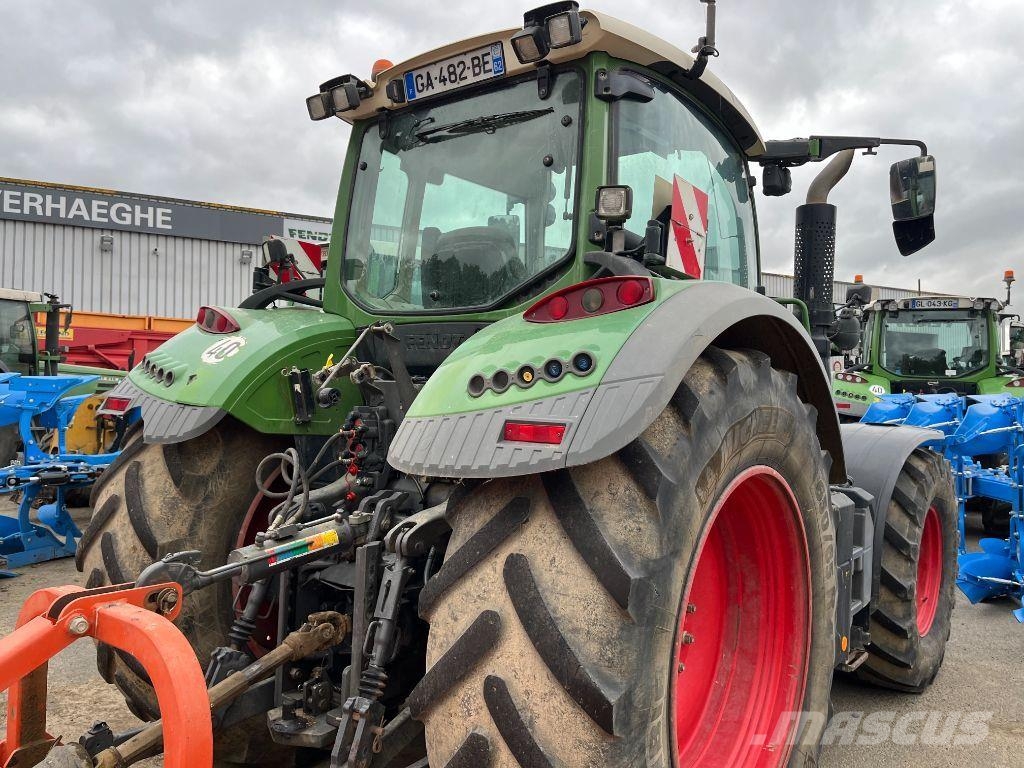 Fendt 718 VARIO POWER + Traktorer