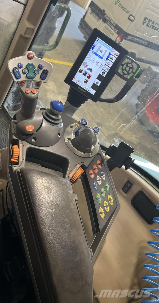 Fendt 718 VARIO POWER + Traktorer