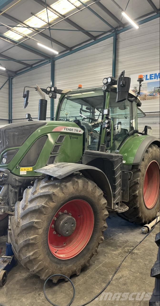 Fendt 718 VARIO POWER + Traktorer