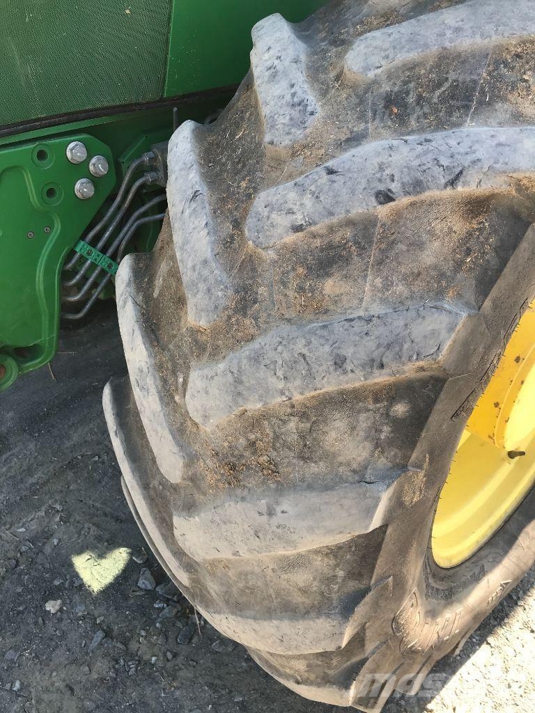 John Deere 6145 M COMMAND QUAD Tractors