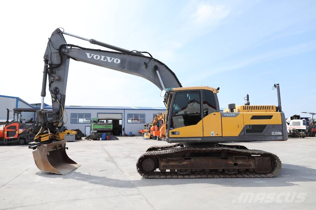 Volvo EC 250 D L Гусеничные экскаваторы