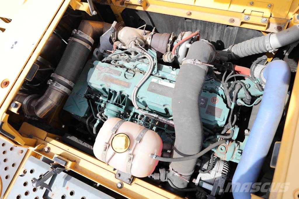 Volvo EC 250 D L Гусеничные экскаваторы