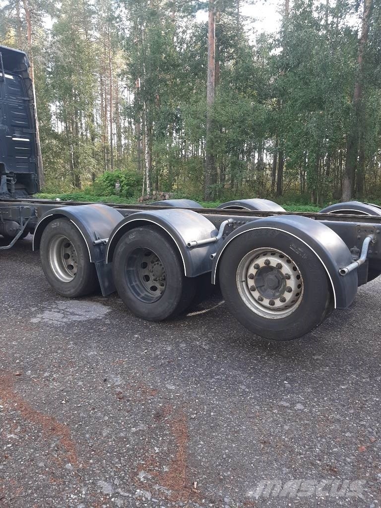 Volvo FH 13 Kamioni-šasije