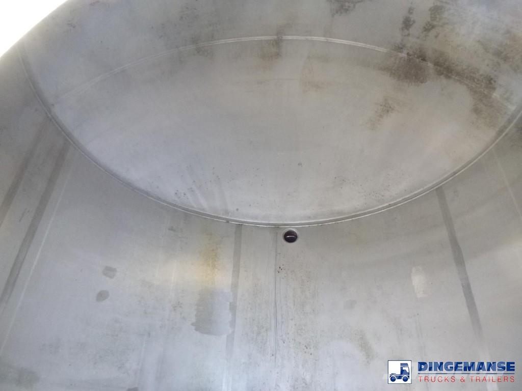 Maisonneuve Food tank inox 58 m3 / 4 comp + compressor Tankopleggers