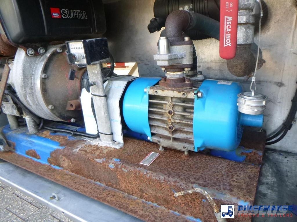 Maisonneuve Food tank inox 58 m3 / 4 comp + compressor Tankopleggers