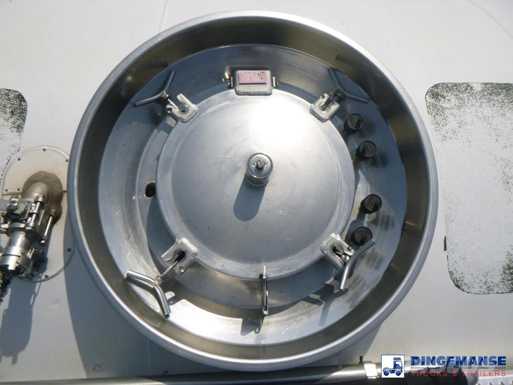 Maisonneuve Food tank inox 58 m3 / 4 comp + compressor Tankopleggers