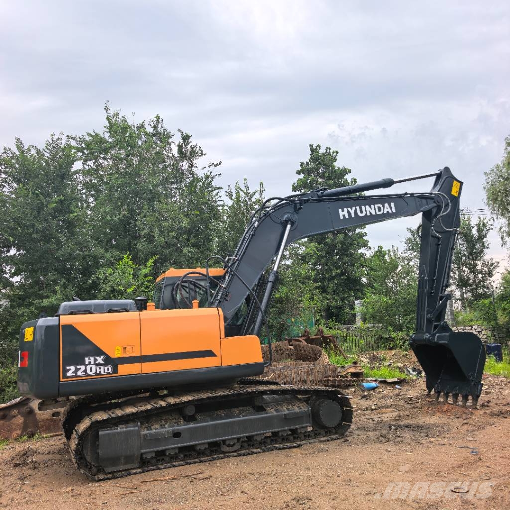 Hyundai HX 220 HD Midibagger 7t - 12t