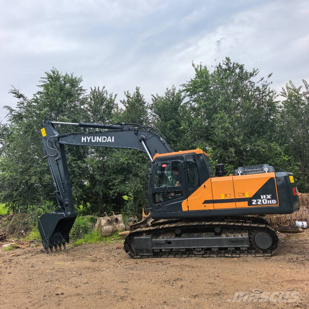 Hyundai HX 220 HD Midibagger 7t - 12t