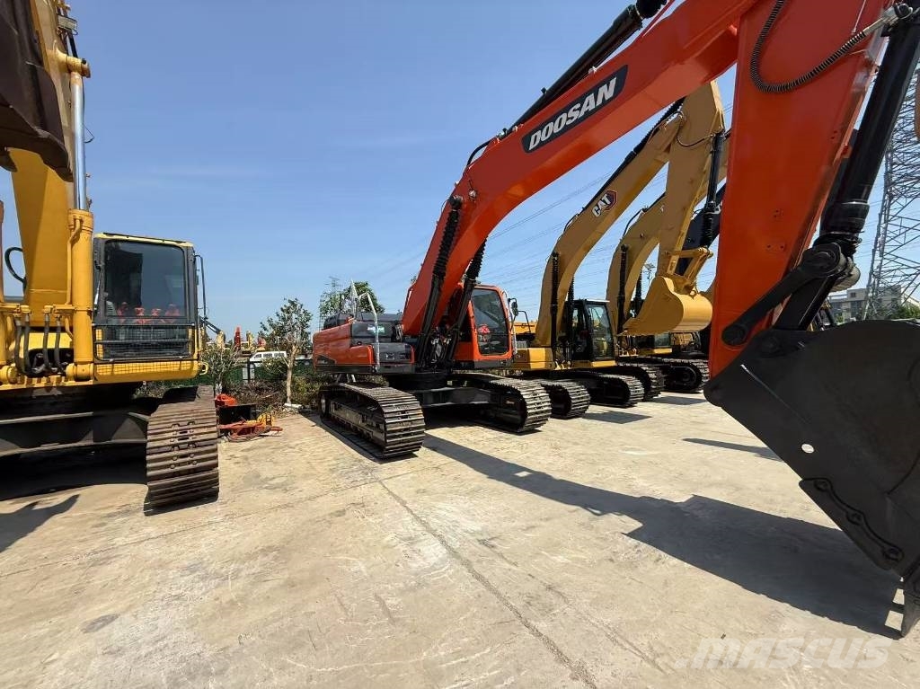 Doosan DX 340 大型油圧ショベル12t以上(パワーショベル・ユンボ)