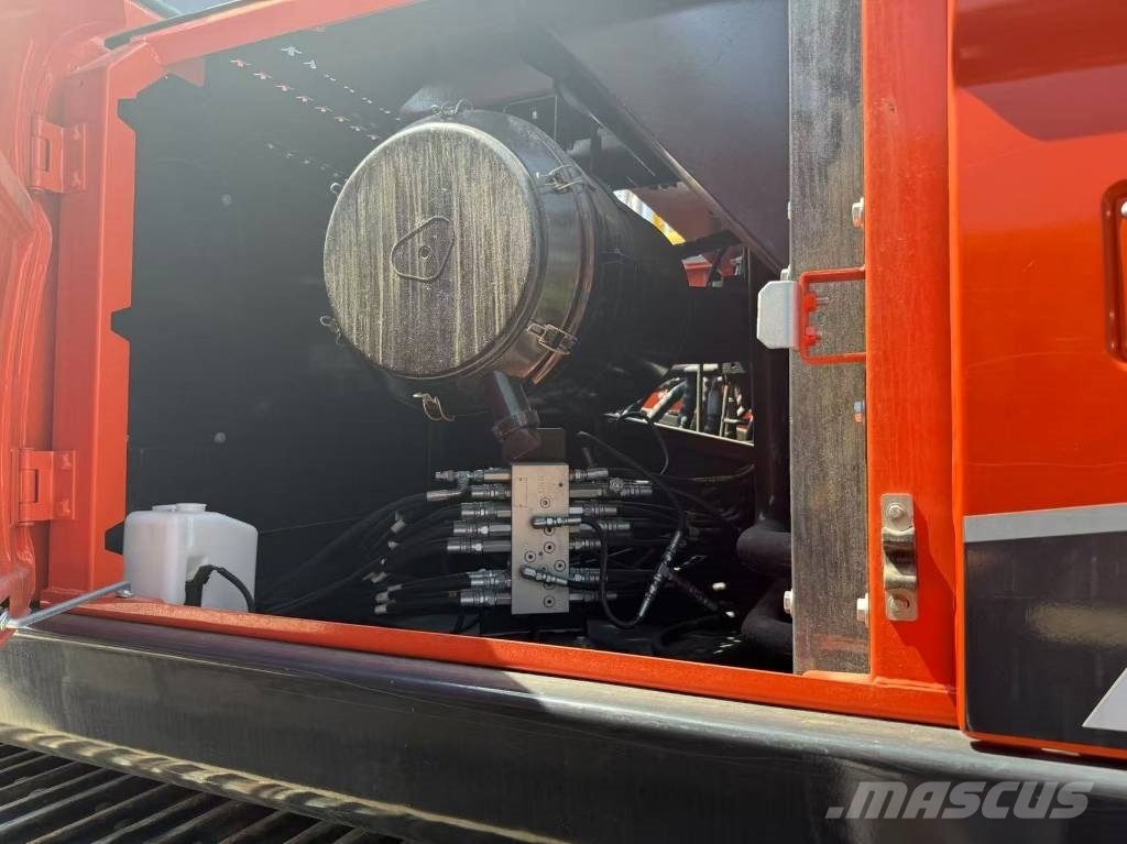 Doosan DX 340 大型油圧ショベル12t以上(パワーショベル・ユンボ)
