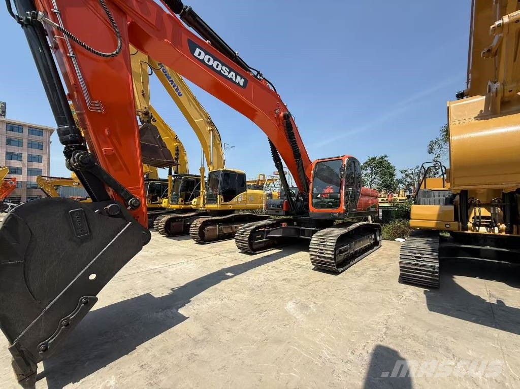Doosan DX 340 大型油圧ショベル12t以上(パワーショベル・ユンボ)