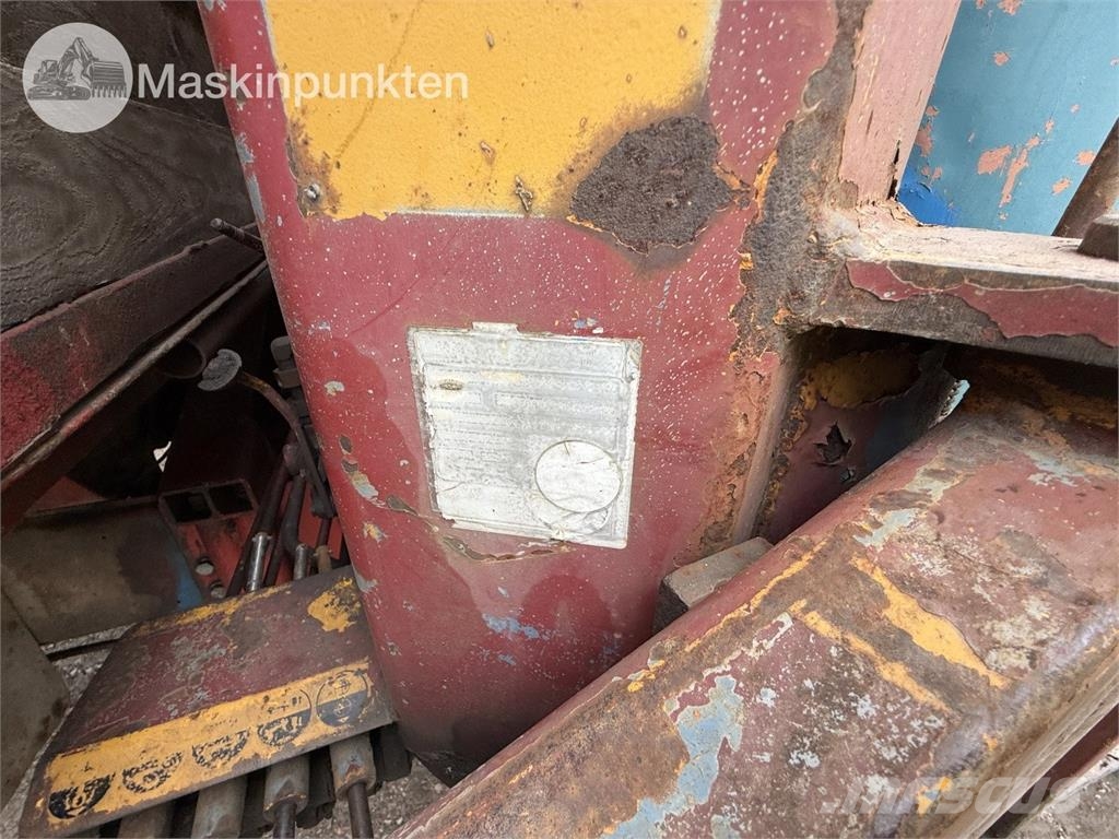 Volvo L49506 S2 Förlängd Camion plateau ridelle avec grue