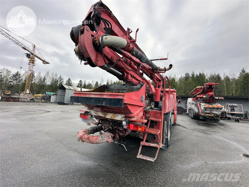 Scania P230LB4X2HLB شاحنات خرسانة