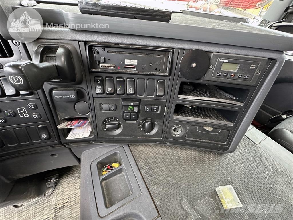 Scania P230LB4X2HLB شاحنات خرسانة