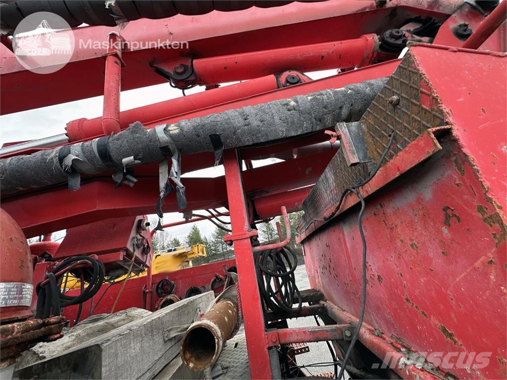 Scania P230LB4X2HLB شاحنات خرسانة