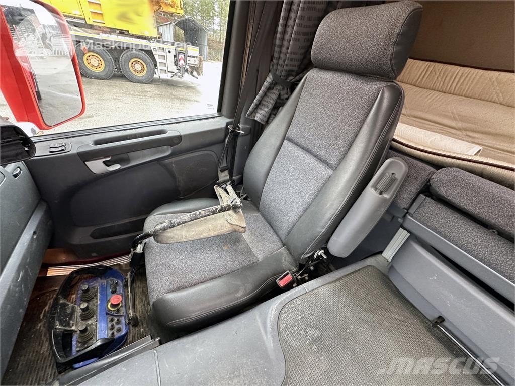 Scania P230LB4X2HLB شاحنات خرسانة