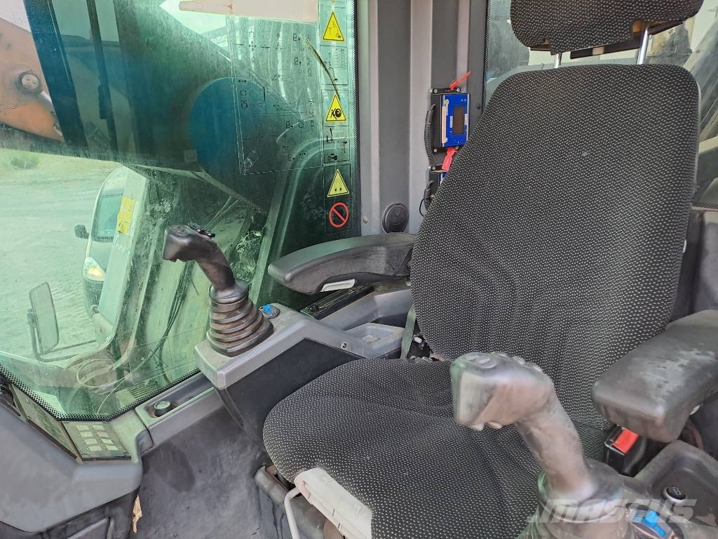 Fuchs MHL350 F Atık taşıma araçları
