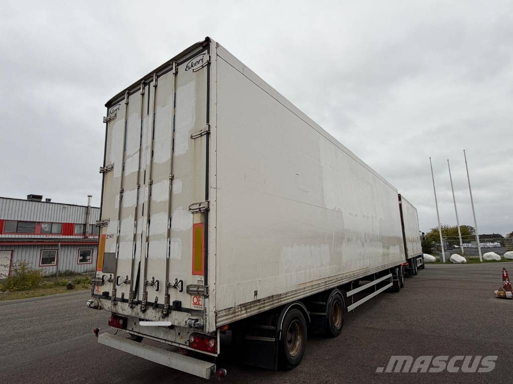 Ekeri L/L-4 Seria 5664 Furgons