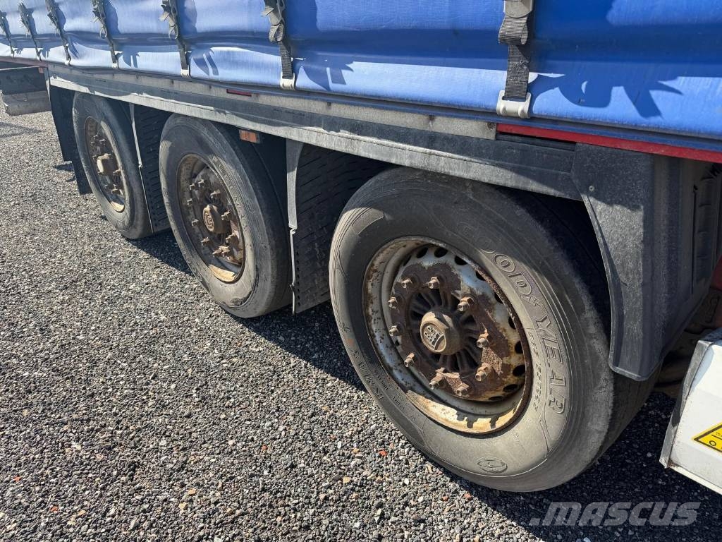Krone SD Seria nr 4804 نصف مقطورات بباب جانبي