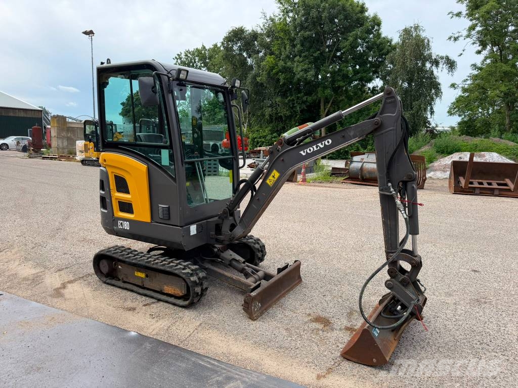 Volvo EC 18 D 소형 굴삭기 7톤 미만