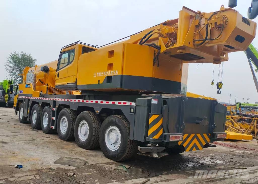 XCMG XCA200 Visurgājēji celtņi